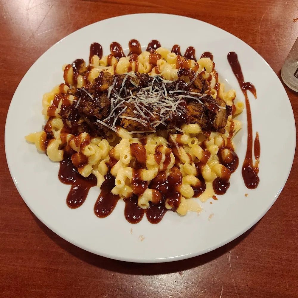 BBQ Pulled Pork Mac and Cheese